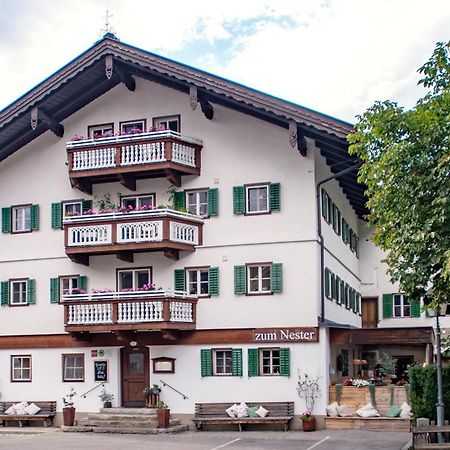 Apartment Nester Stumm Bagian luar foto